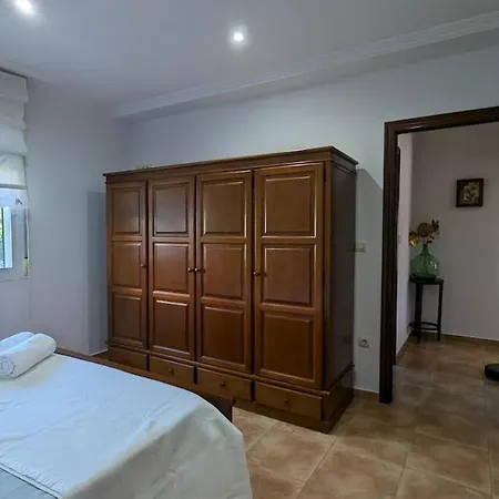 Galihost - Entre Vinedos *